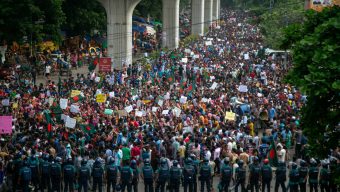 গণঅভ্যুত্থানে আহত শিক্ষার্থীদের আজীবন বেতন মওকুফ