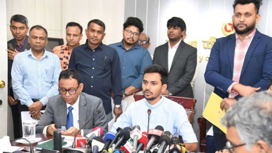 ‘জোড়াতালি’ দিয়ে চলছে ক্রিকেট বোর্ড