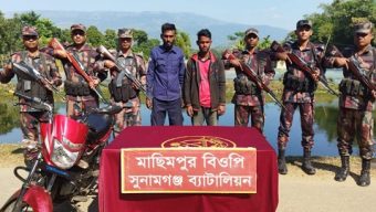 সুনামগঞ্জের সীমান্তে আটক ভুয়া পুলিশ ও তার গাড়ি চালক