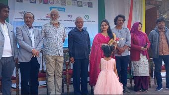 রিকাবীবাজার নজরুল অডিটোরিয়াম চত্বরে খাদ্য ও পণ্য প্রদর্শনীর উদ্বোধন