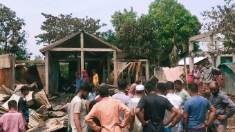 শান্তিগঞ্জে অগ্নিকাণ্ডে নিঃস্ব ১০ পরিবার