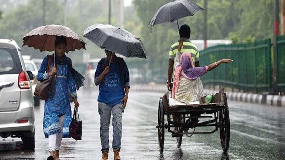 সারা দেশে বজ্রবৃষ্টির আভাস দিল আবহাওয়া অধিদপ্তর