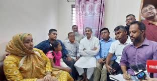 হতাহতদের পরিবারের পাশে তারেক রহমান